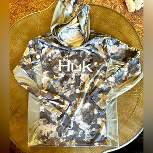 Huk hoodie.  Size S.  Never worn.  Awesome lightweight hoodie.